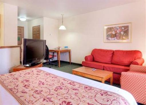 фото отеля TownePlace Suites Raleigh Cary Weston Parkway