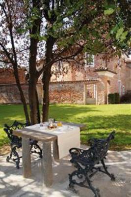 фото отеля Castello La Rocchetta Sandigliano