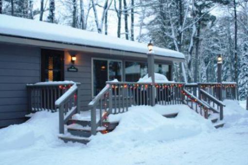 фото отеля Black Bear Lodge