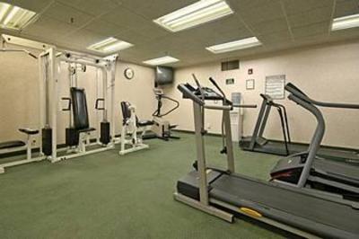 фото отеля Omaha Executive Inn & Suites
