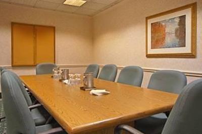 фото отеля Omaha Executive Inn & Suites