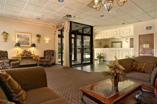 фото отеля Omaha Executive Inn & Suites