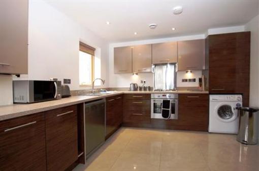 фото отеля Heywood Homes Serviced Apartments