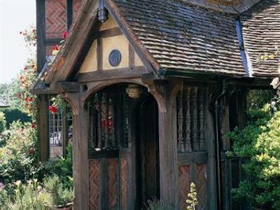 фото отеля Langshott Manor Hotel Horley
