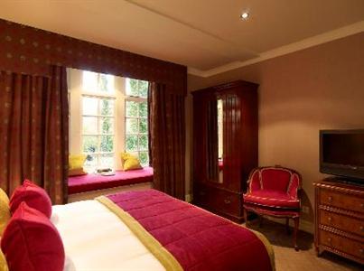 фото отеля Langshott Manor Hotel Horley