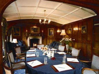 фото отеля Langshott Manor Hotel Horley