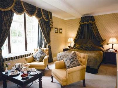 фото отеля Langshott Manor Hotel Horley
