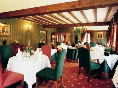 фото отеля Langshott Manor Hotel Horley