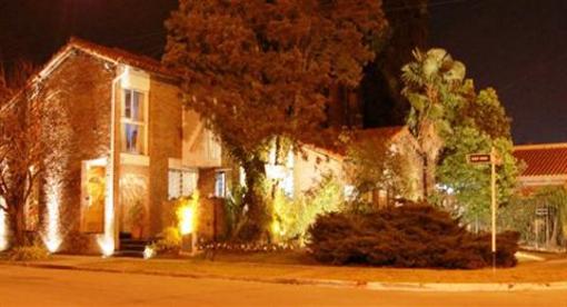 фото отеля Bernie's Bed and Breakfast