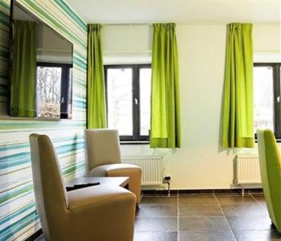 фото отеля Le Lodge Du Lac