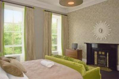 фото отеля Castle Terrace Apartments Edinburgh