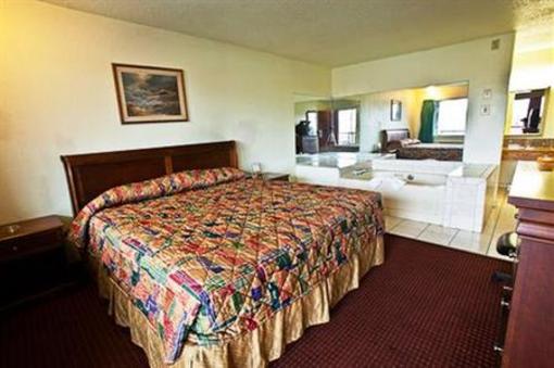 фото отеля Centerstone Inn Newport News
