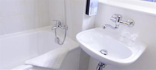 фото отеля Hotel Campanile Lille Nord Roncq
