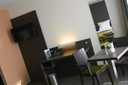 фото отеля Le Merceny Motel