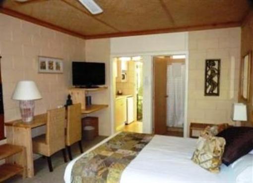 фото отеля Tallow Beach Motel