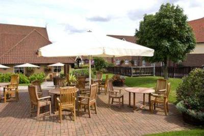 фото отеля Premier Inn Emersons Green East Bristol