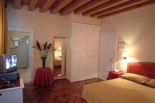 фото отеля Antica Dogana Locanda Hotel Cavallino-Treporti