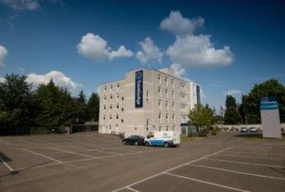 фото отеля Travelodge Dundee Strathmore Avenue