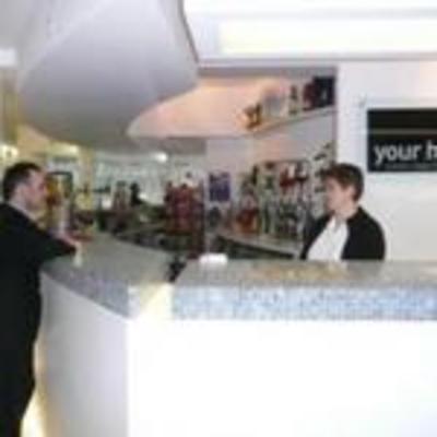 фото отеля Travelodge Dundee Strathmore Avenue