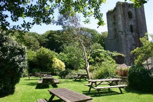 фото отеля The Tower Inn Kingsbridge