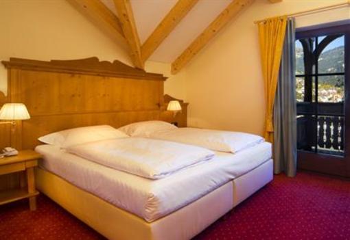 фото отеля La Perla Hotel Ortisei