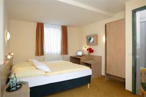 фото отеля MeinHotel Hamburg