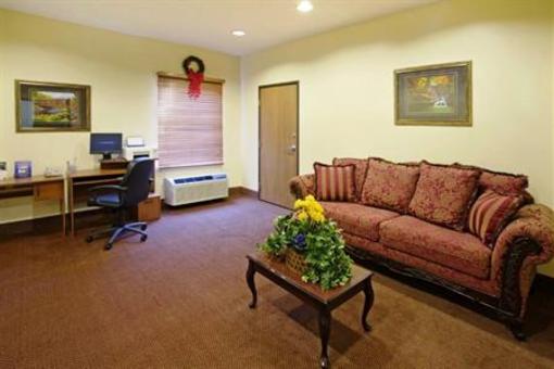 фото отеля BEST WESTERN Teal Lake Inn