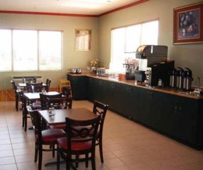 фото отеля BEST WESTERN Teal Lake Inn