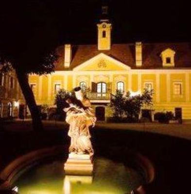 фото отеля Schloss Haindorf