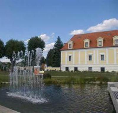 фото отеля Schloss Haindorf