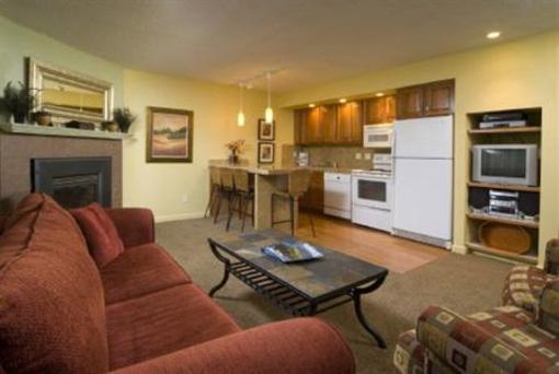 фото отеля Mount Bachelor Village Resort