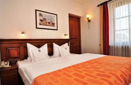 фото отеля Hotel Riesengebirge Neuhof an der Zenn