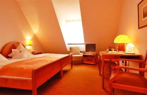 фото отеля Hotel Riesengebirge Neuhof an der Zenn