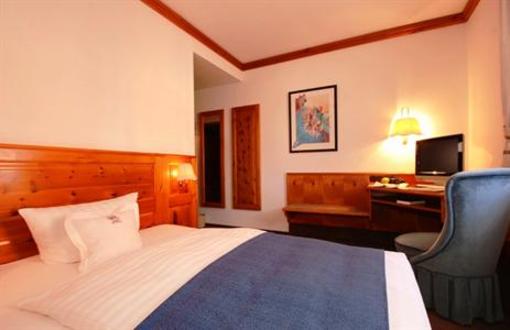 фото отеля Hotel Riesengebirge Neuhof an der Zenn