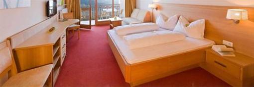 фото отеля Hotel Garni Ehrenfels Schenna