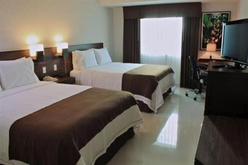 фото отеля Holiday Inn Express Tuxtla Gutierrez La Marimba