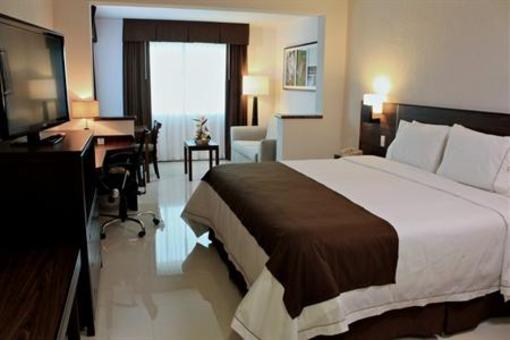 фото отеля Holiday Inn Express Tuxtla Gutierrez La Marimba