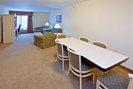 фото отеля Holiday Inn Express South Haven