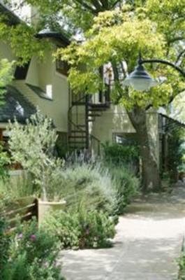 фото отеля Hedge House