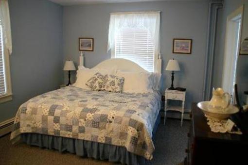 фото отеля Carisbrooke Inn Bed and Breakfast