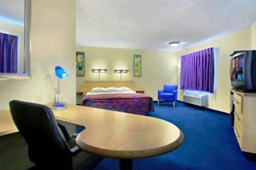 фото отеля Red Roof Inn West Palm Beach