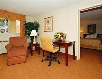 фото отеля Quality Inn & Suites Jekyll Island