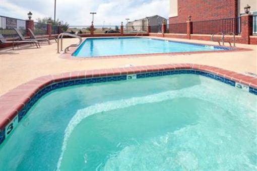 фото отеля Holiday Inn Express San Angelo