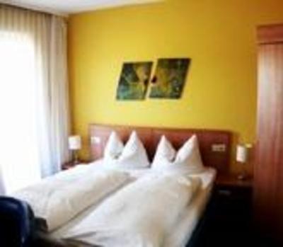 фото отеля Resort und Wellnesshotel Park Hill Lossburg