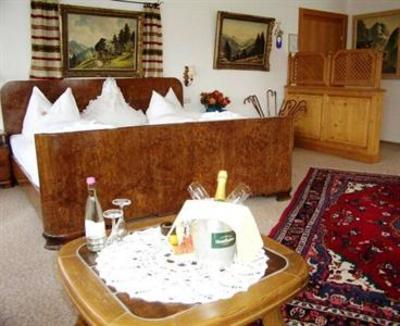 фото отеля Resort und Wellnesshotel Park Hill Lossburg