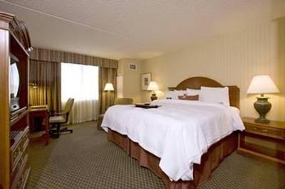 фото отеля Hampton Inn JFK Airport New York City