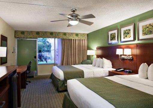 фото отеля Quality Inn & Suites Hollywood Boulevard