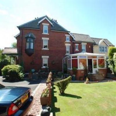 фото отеля Norwood Guest House Accrington