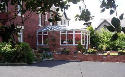 фото отеля Norwood Guest House Accrington
