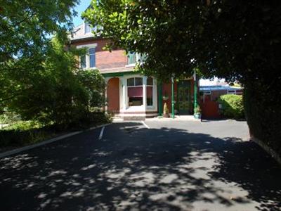 фото отеля Norwood Guest House Accrington